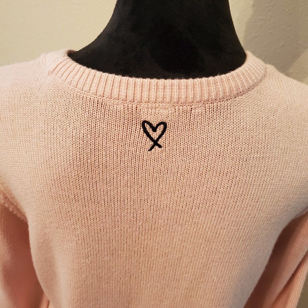 Victoria Secret women crew neck sweater "Love" pink. size M. - Picture 6 of 8